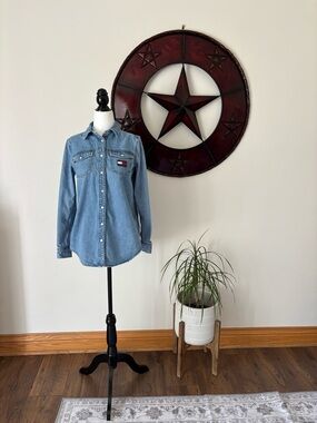 Tommy Hilfiger WesternLight Blue Denim Pearl Snap Up Shirt with Pocket Logo